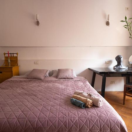 Shared Retro Vintage Luxury Apartment Boekarest Buitenkant foto