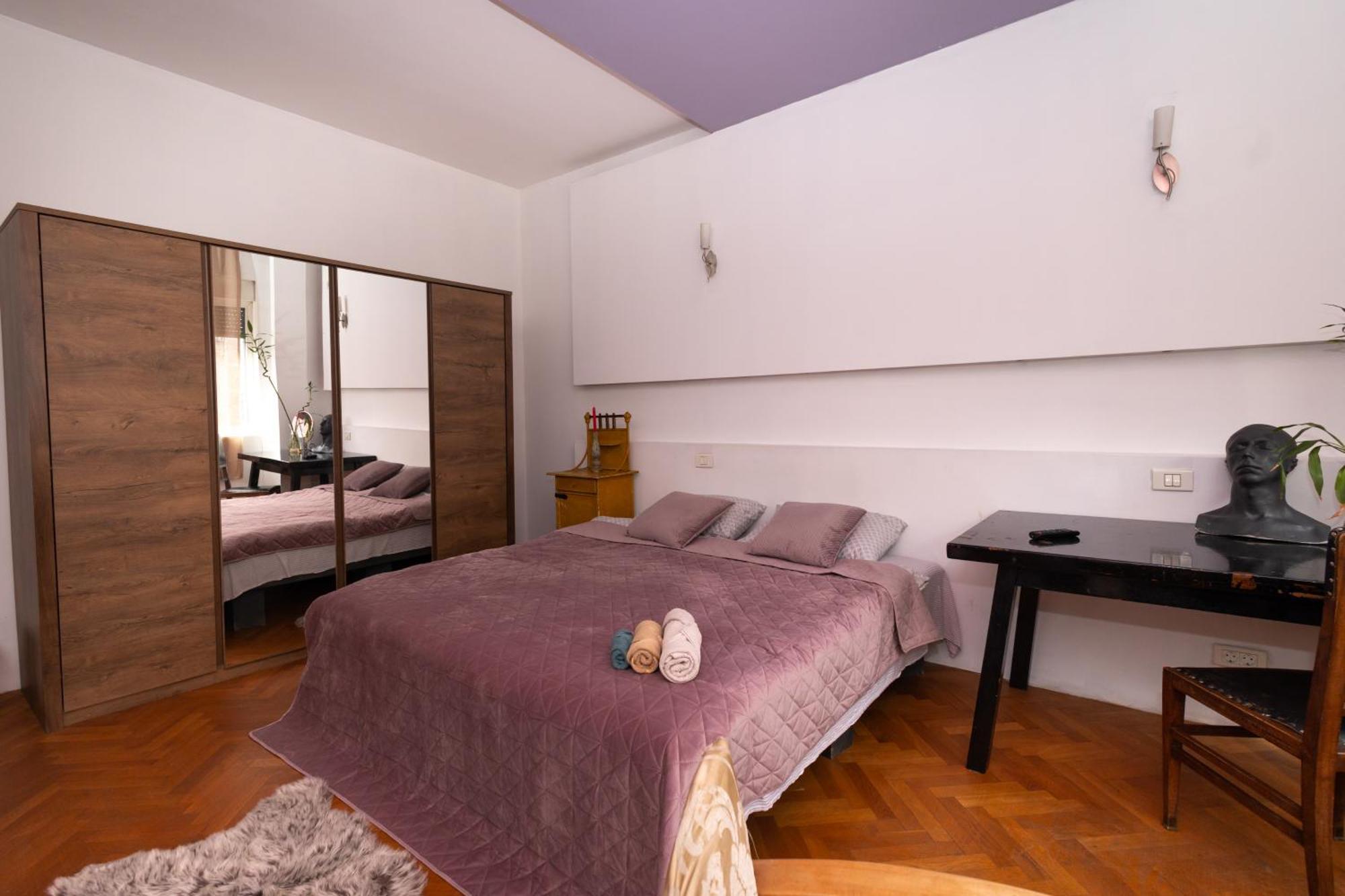 Shared Retro Vintage Luxury Apartment Boekarest Buitenkant foto