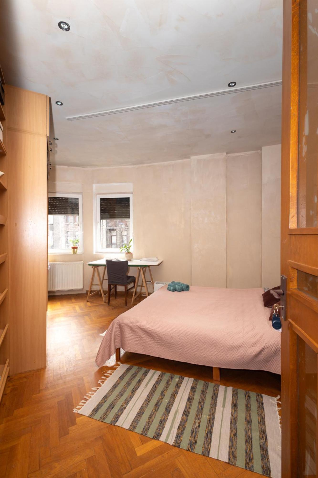 Shared Retro Vintage Luxury Apartment Boekarest Buitenkant foto